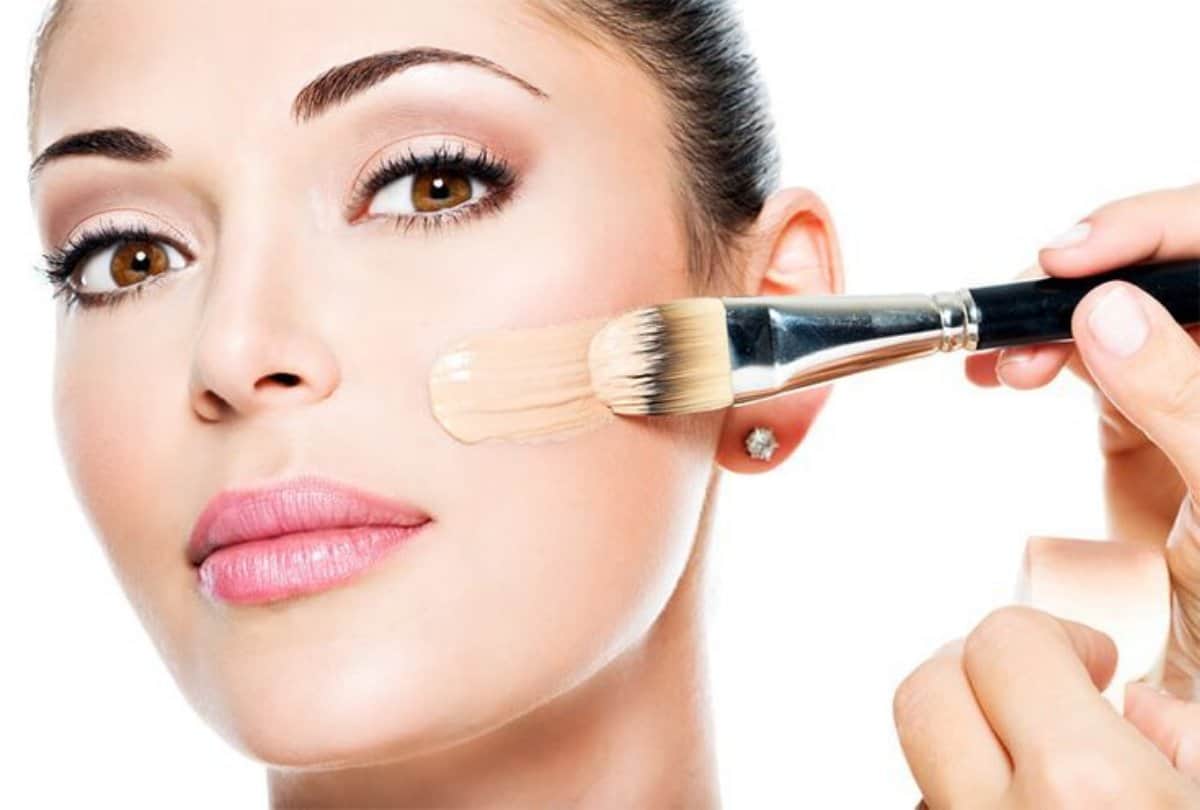 Super Easy Make Up Tips For Lazy women to look gorgeous