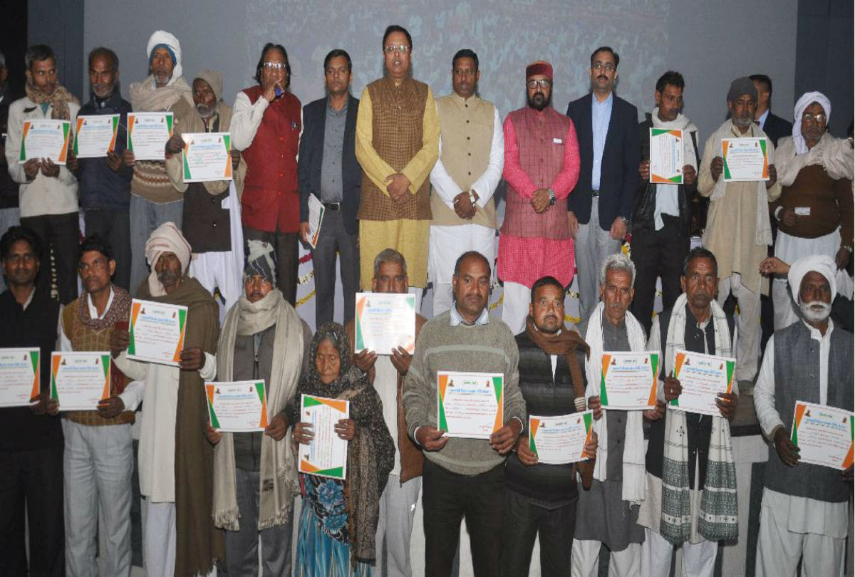agra's farmers get first installment of pradhan mantri kisan samman nidhi