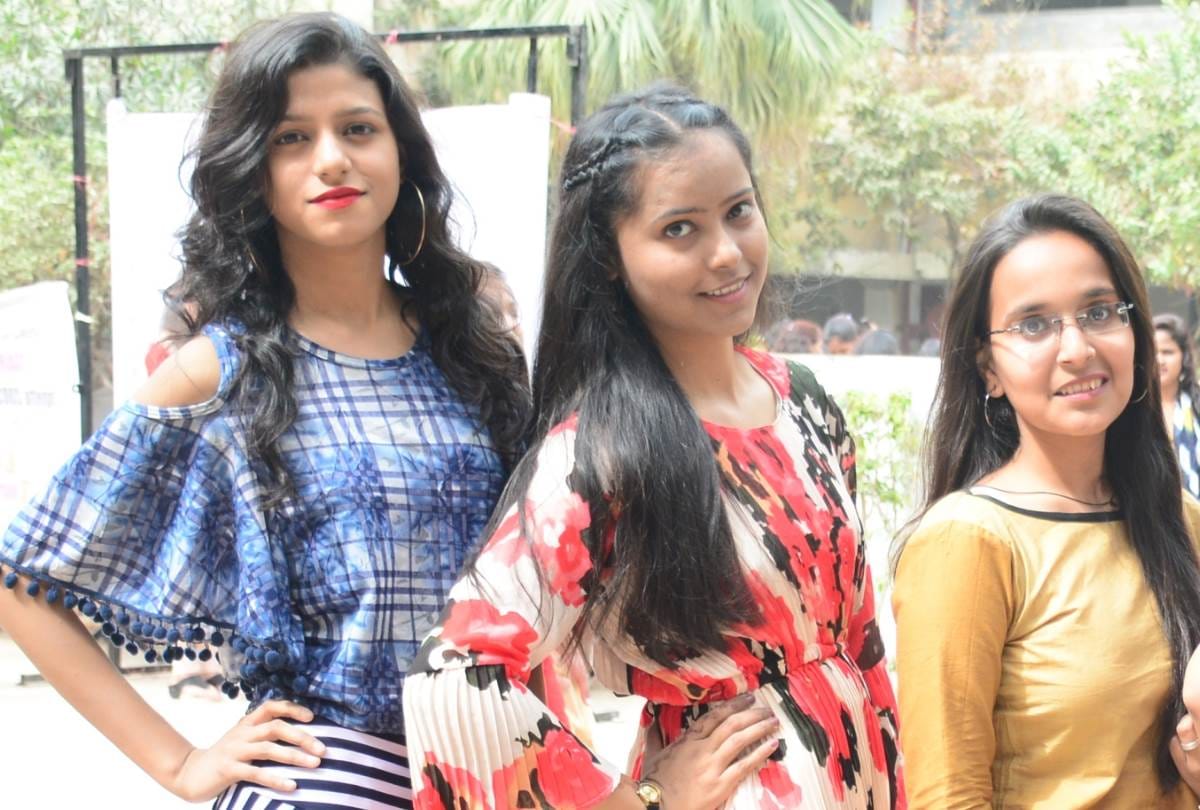 farewell ceremony in guru nanak girls degree college