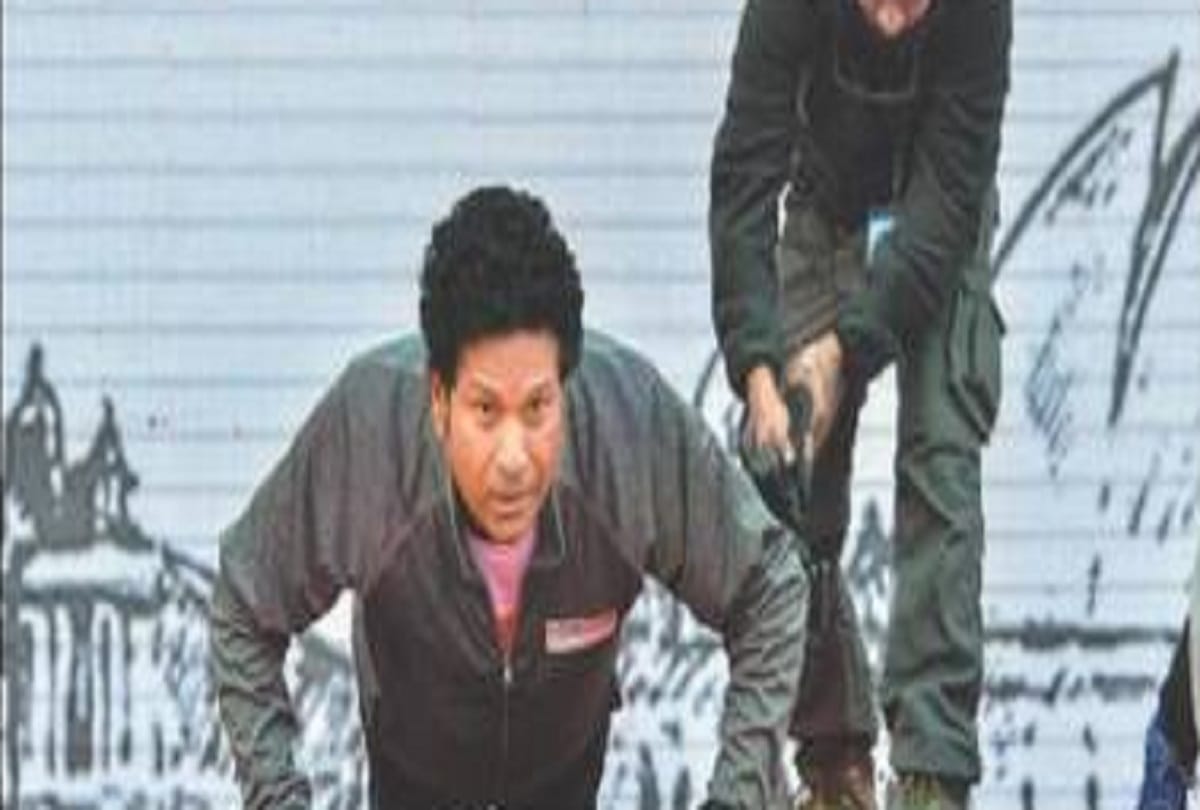 Sachin Tendulkar Fifteen Lakhs collected for martyrs in the marathon