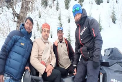 Sambit Patra took snow scooter ride in manali himachal