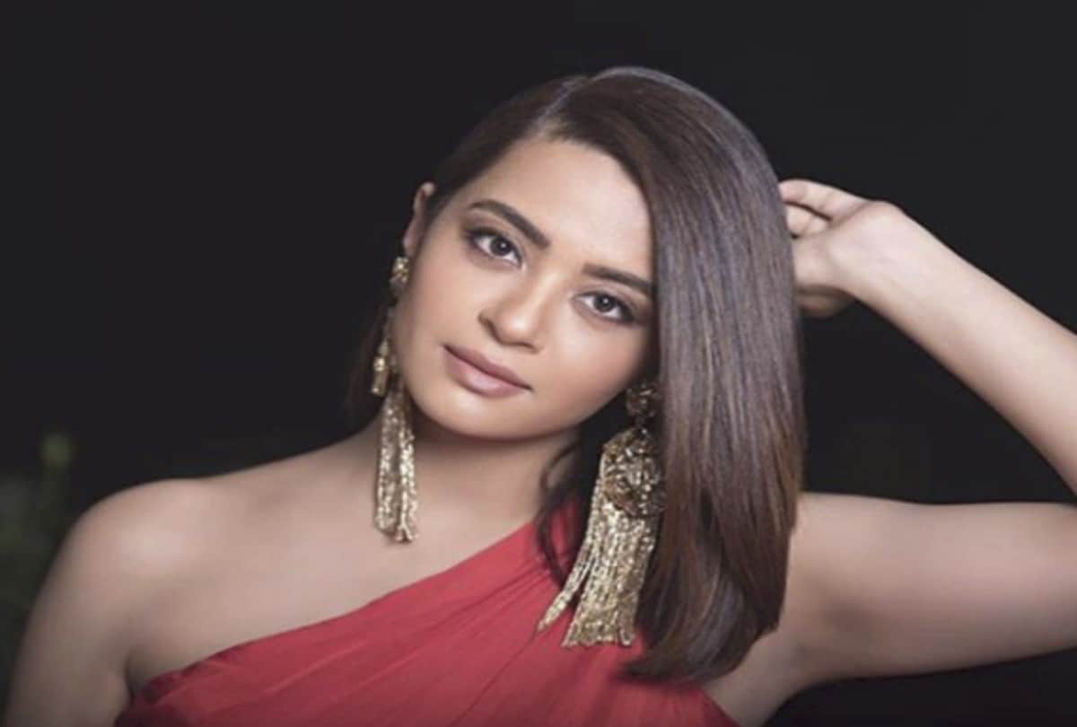 Surveen Chawla revealed shocking thing about pregnancy during Sacred Games shooting