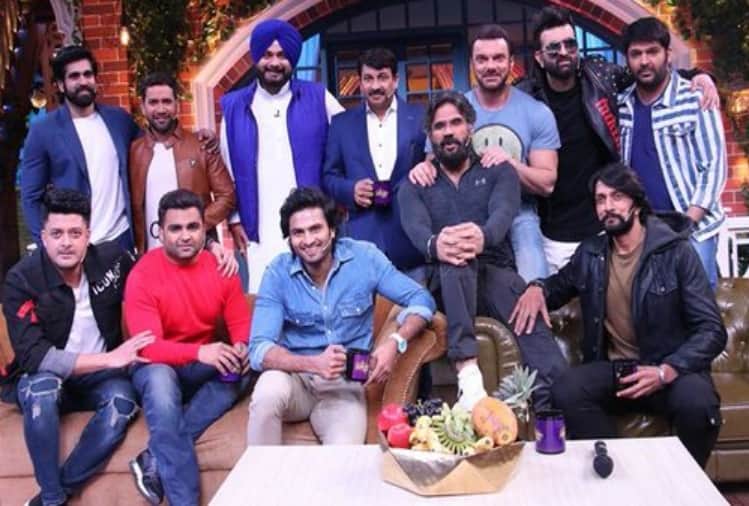 manoj tiwari and navjot singh sidhu in the kapil sharma show