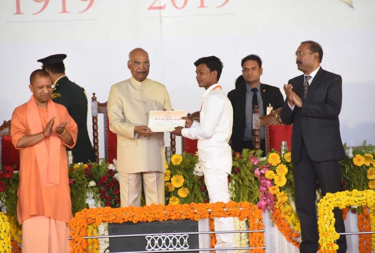 president ram nath kovind honored to son of Punkchar Mistry