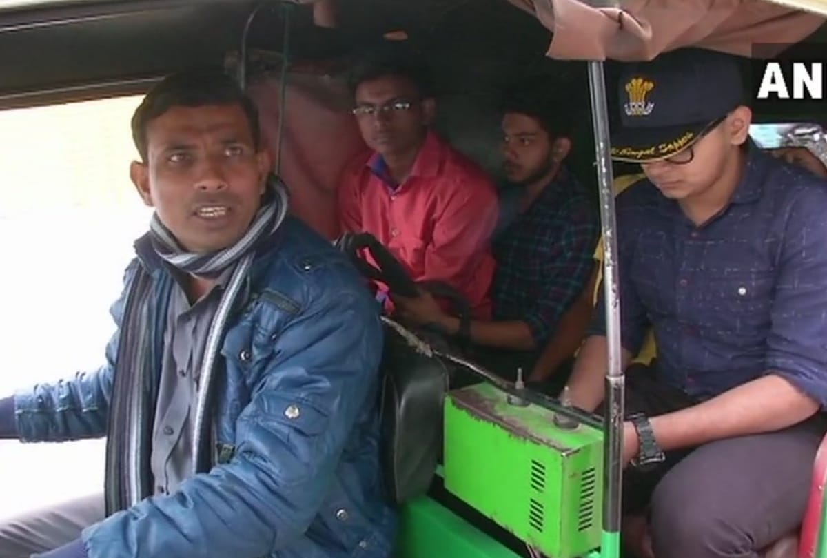 Auto drivers arbitrarily charging more than rent in delhi