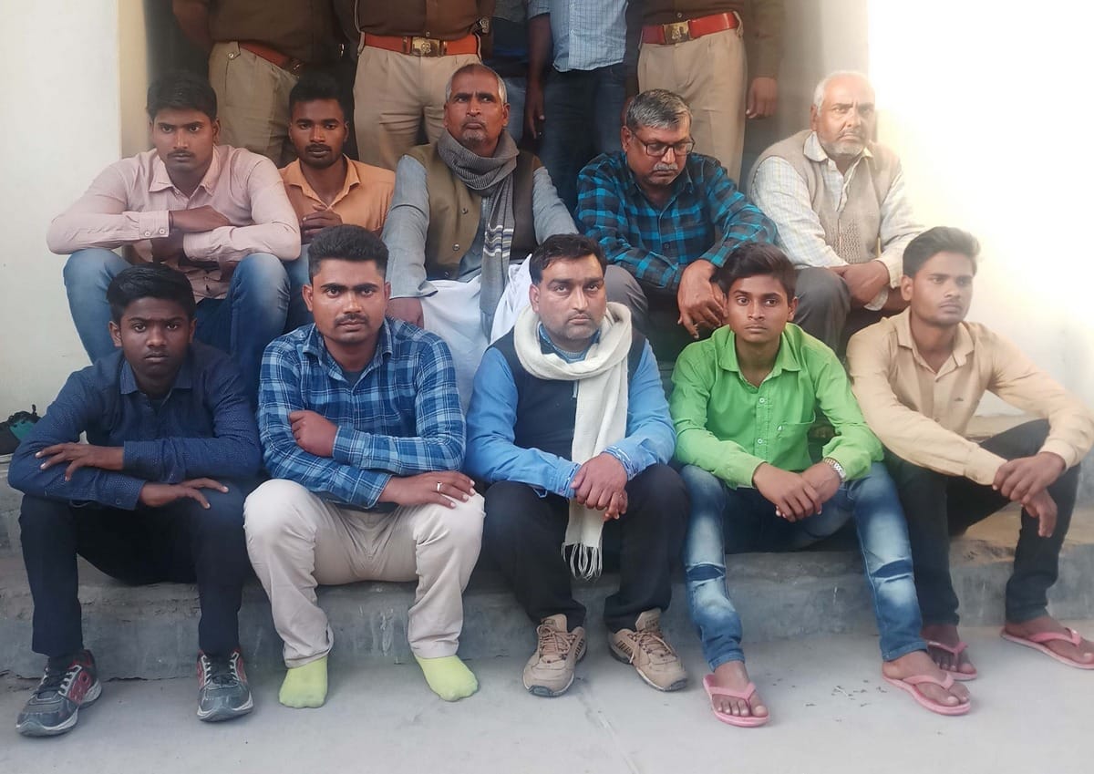 STF team expose cheating gang in ballia