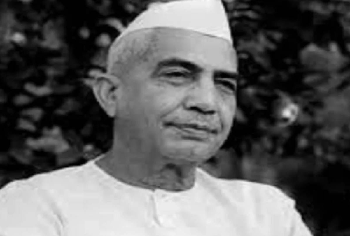 Chaudhary Charan Singh considered Baghpat as home and people as his family.