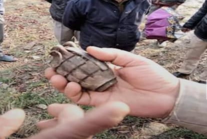 hand grenade found on the banks of the Ravi river chamba himachal