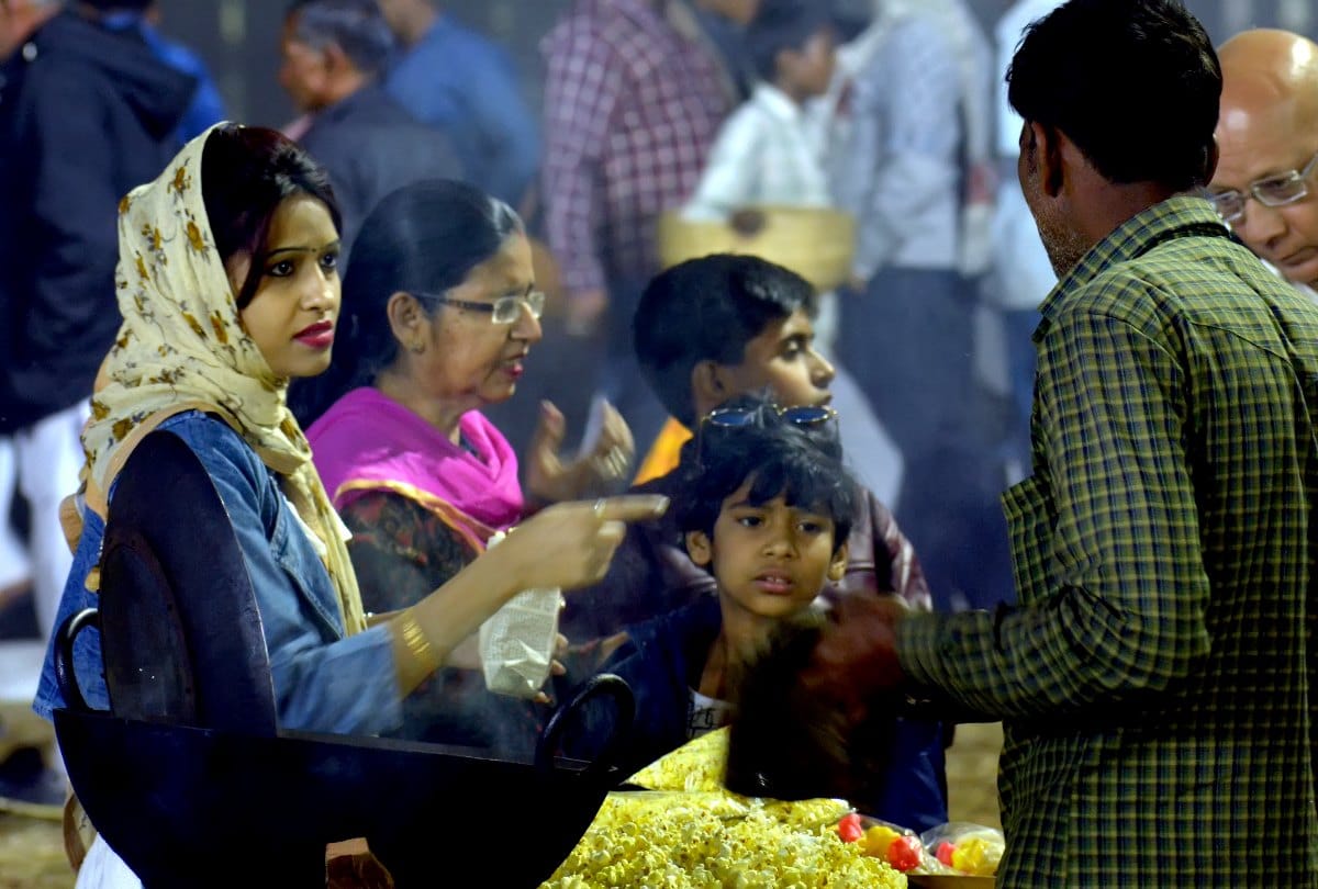 kumbh 2019: after five snan parv devotees crowd continue on sangam