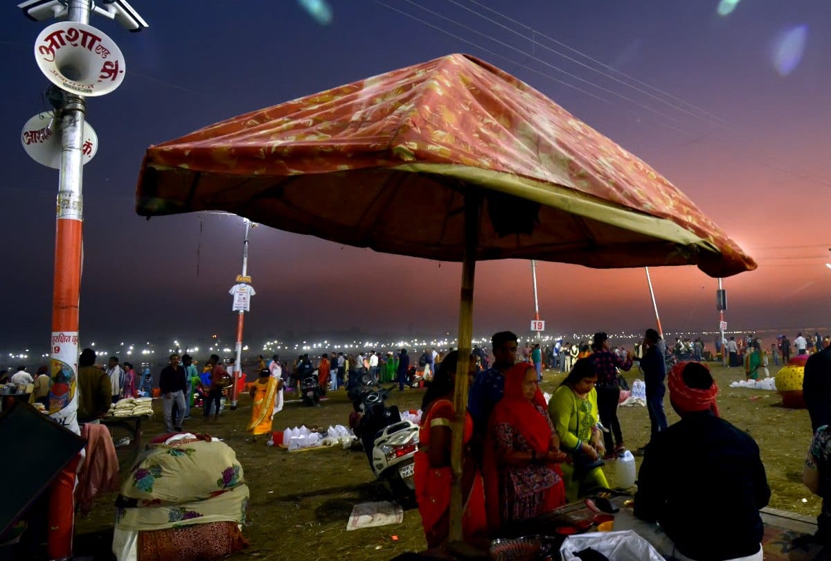 kumbh 2019: after five snan parv devotees crowd continue on sangam