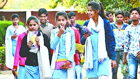 गणित की परीक्षा निपटी, विज्ञान को लेकर अलर्ट