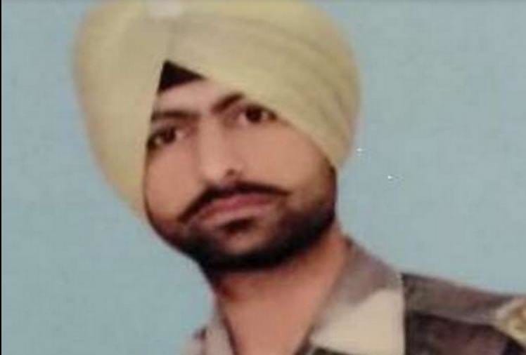 Pulwama Terror Attack, Shaheed Sepoy Sukhjinder Singh Family Reaction on Air Strike in POK