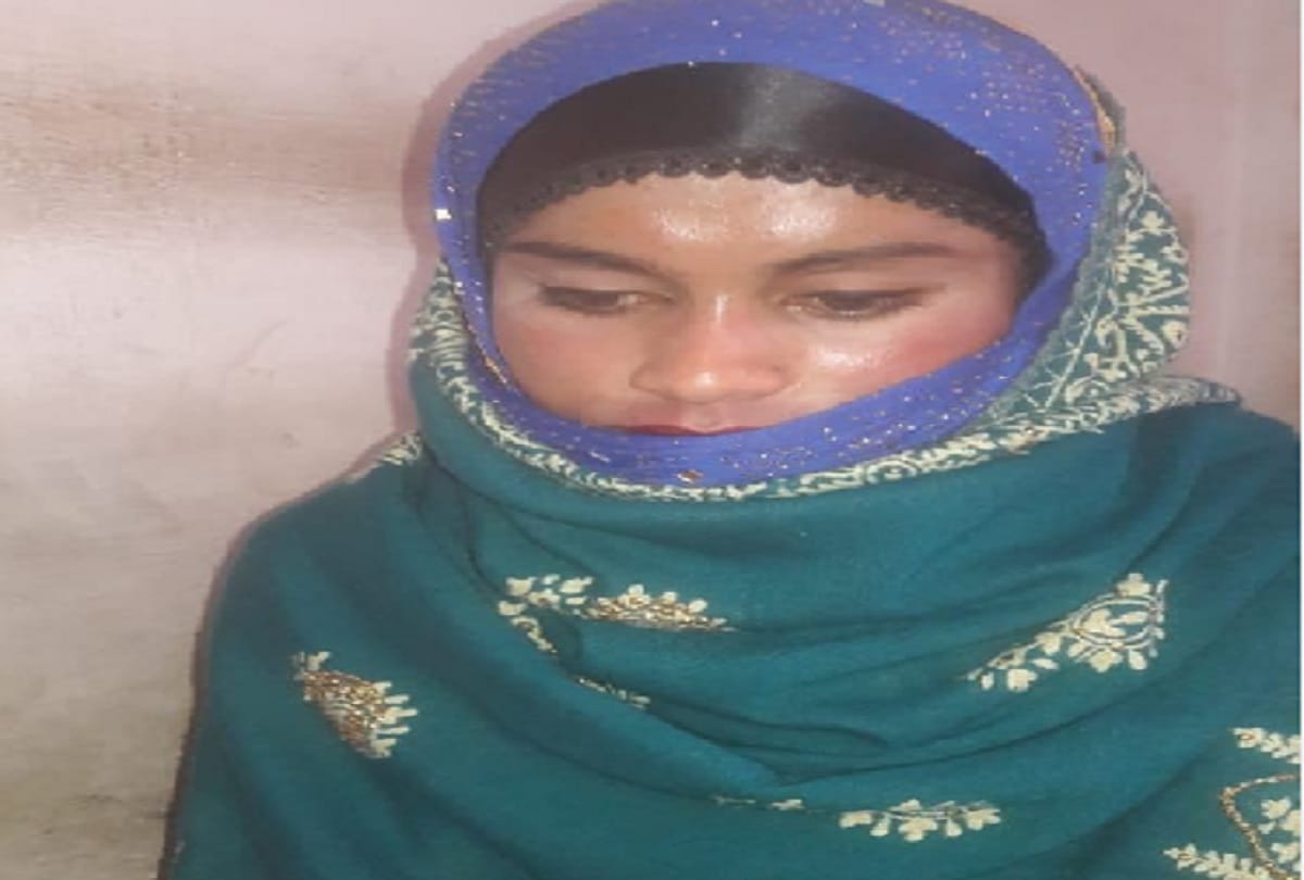 student caught during examining in Deoria