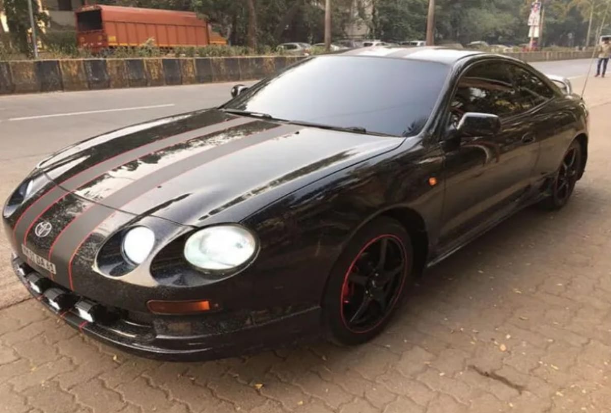 Here is the 5 spots car which is available in the price of less than harrier