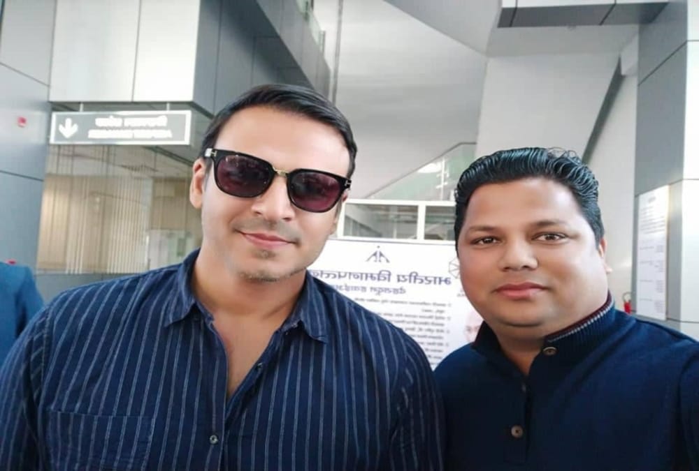 Actor Vivek Oberoi arrives uttarakhand for pm narendra modi biopic shooting