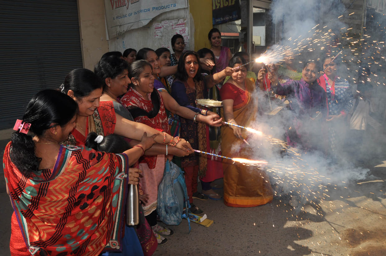 Celebration on counter action, boils crackers