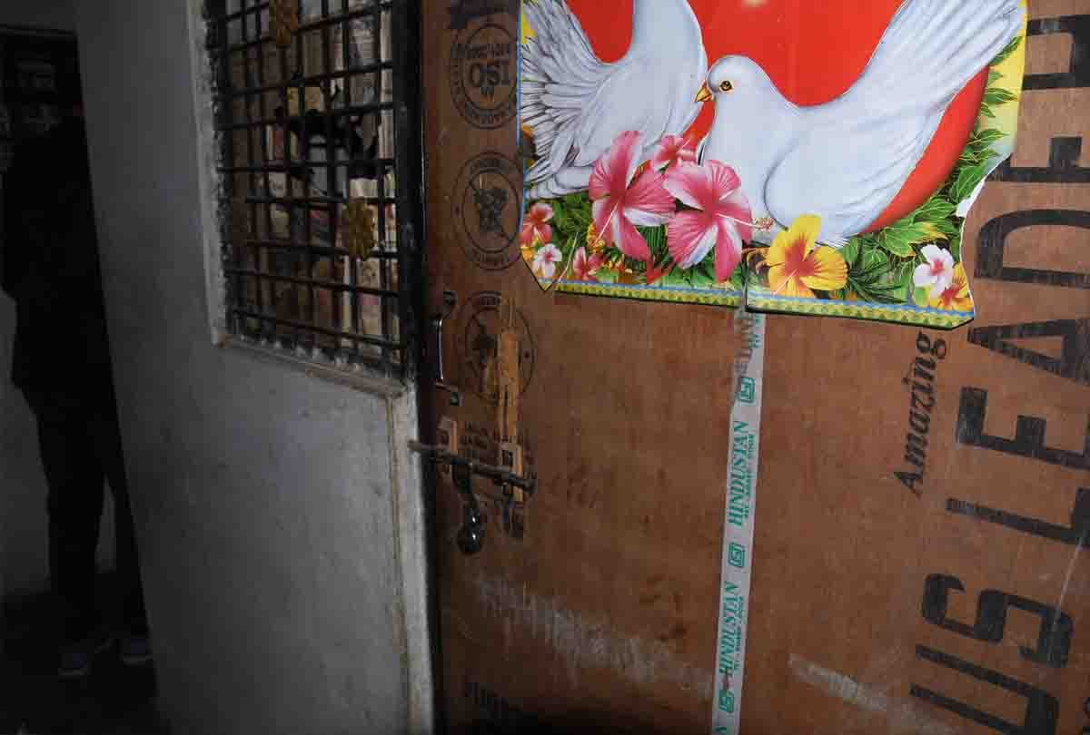 husband kills wife because of extramarital affairs