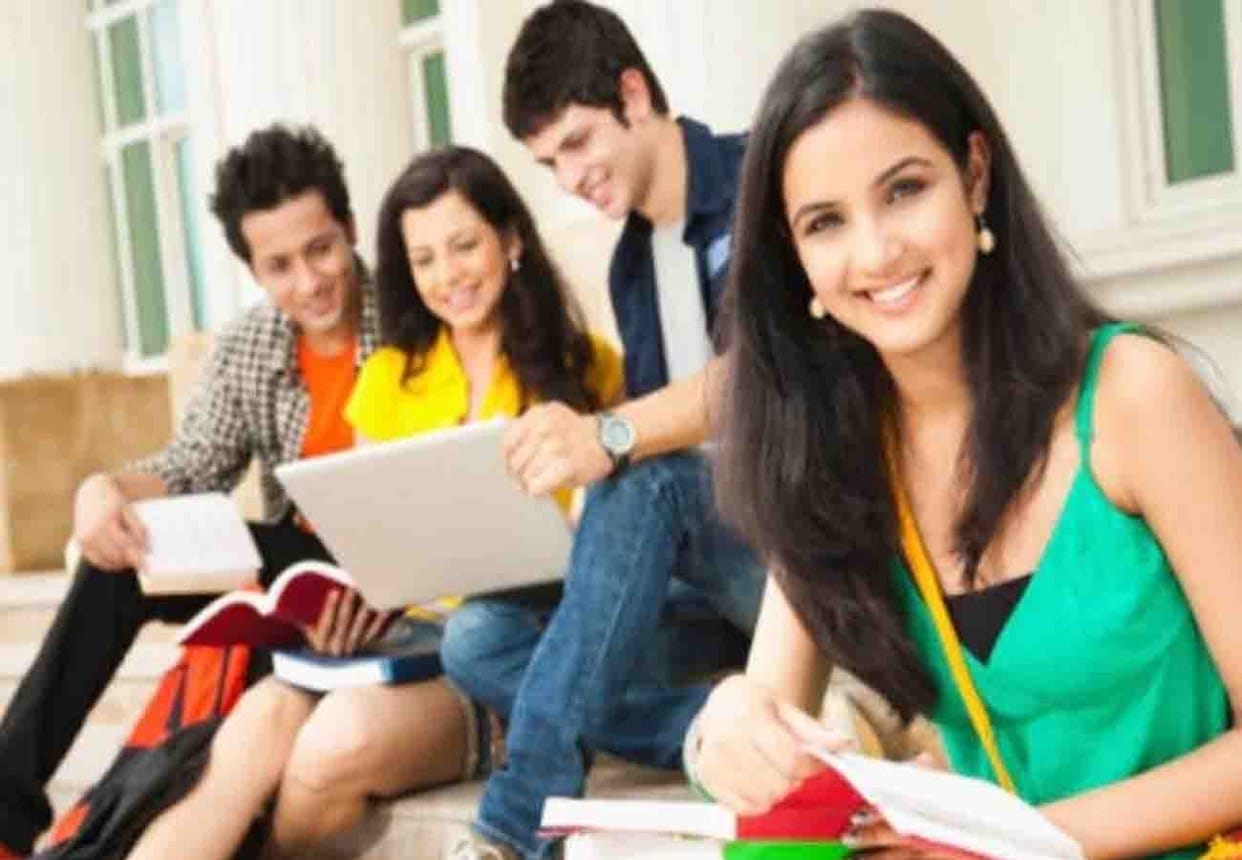 news related to pharmacy college in kanpur
