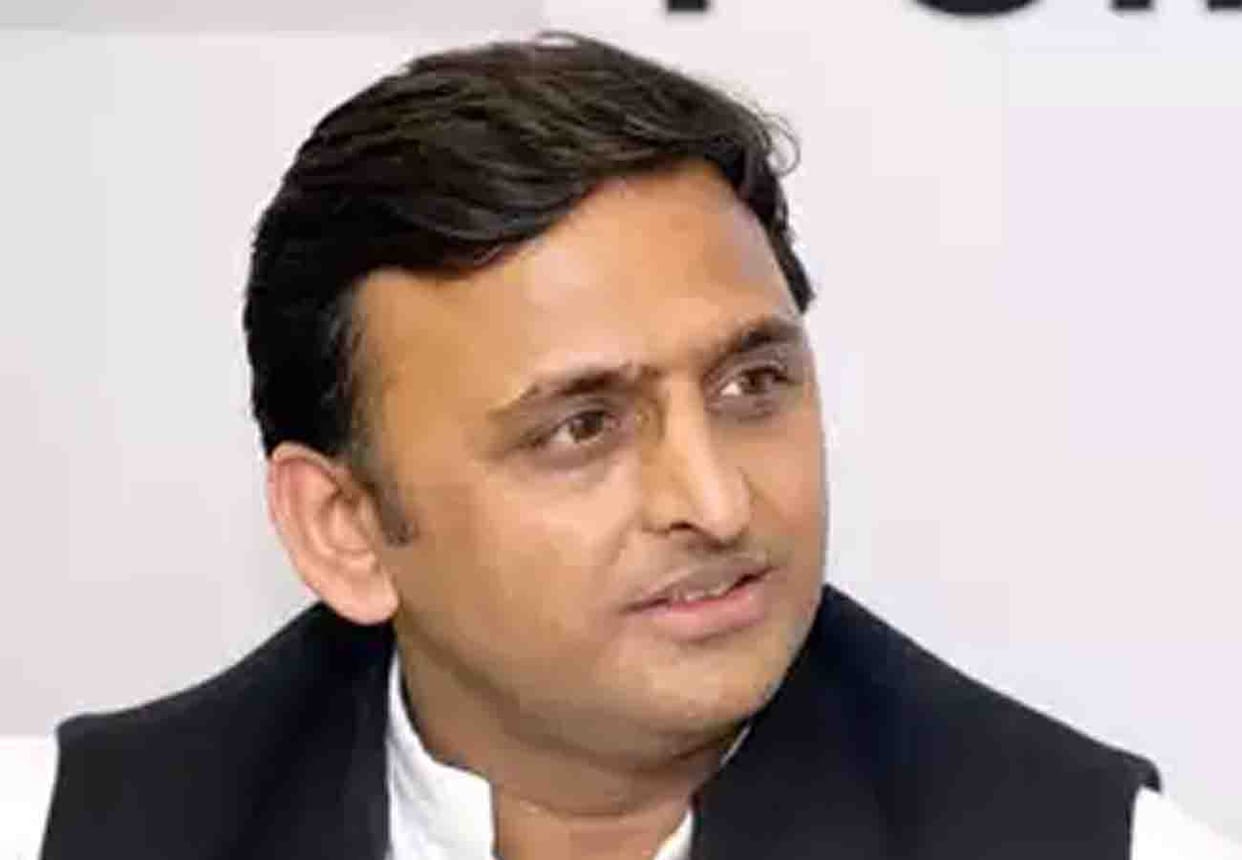 akhilesh yadav targets bjp on IAF Pilot issue