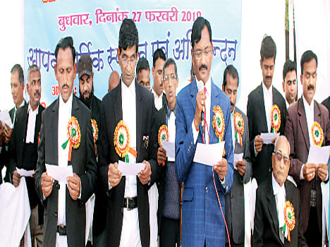 banda new team of advocate union takes oath