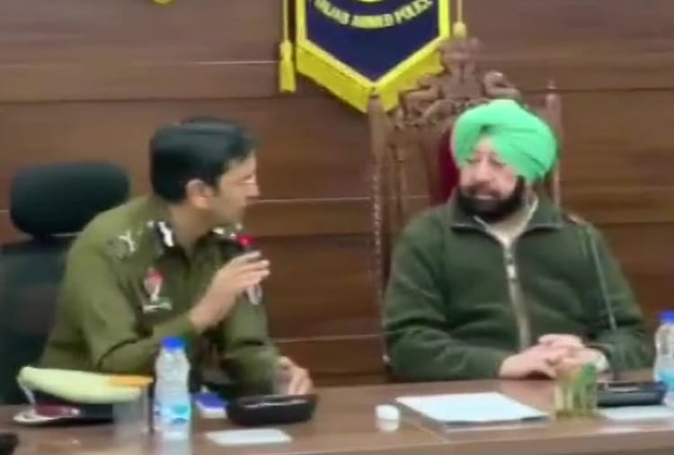 Punjab Chief Minister Amarinder Singh met top officials of army, paramilitary and the police