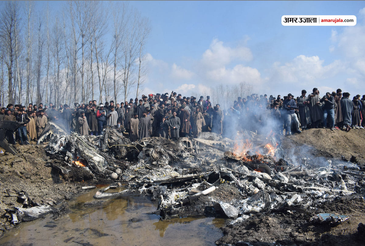 photos of badgam jammu kashmir mi-17 helicopter crash