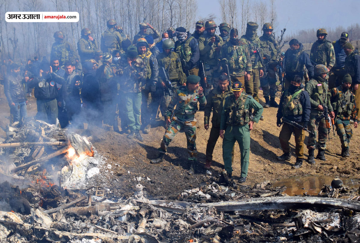 photos of badgam jammu kashmir mi-17 helicopter crash