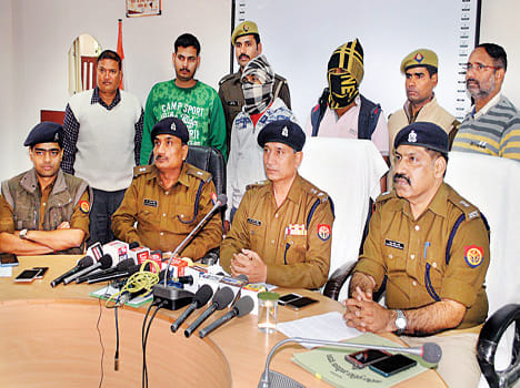 Friends had killed Saraf-son