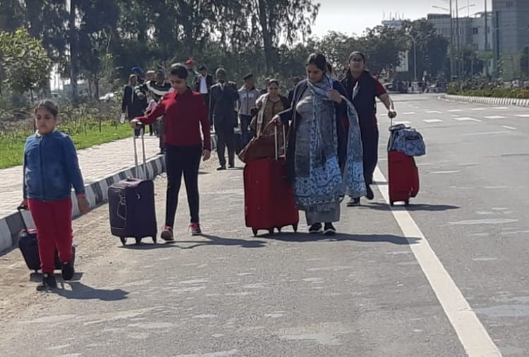 Air Strike in POK, Tension on Indo Pak Border, Airport Shut Down in Punjab and Chandigarh