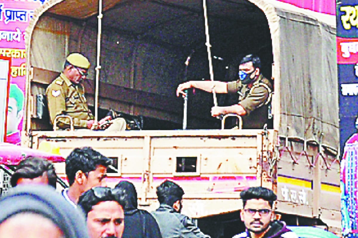 #airstrike: Police on high alert in Saharanpur of UP, sent to PAC at every police station