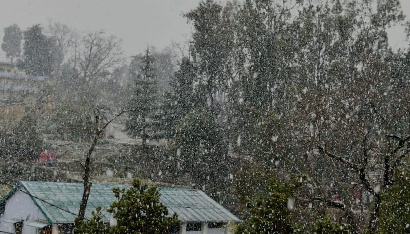 Snowfall  in Almora city after five years