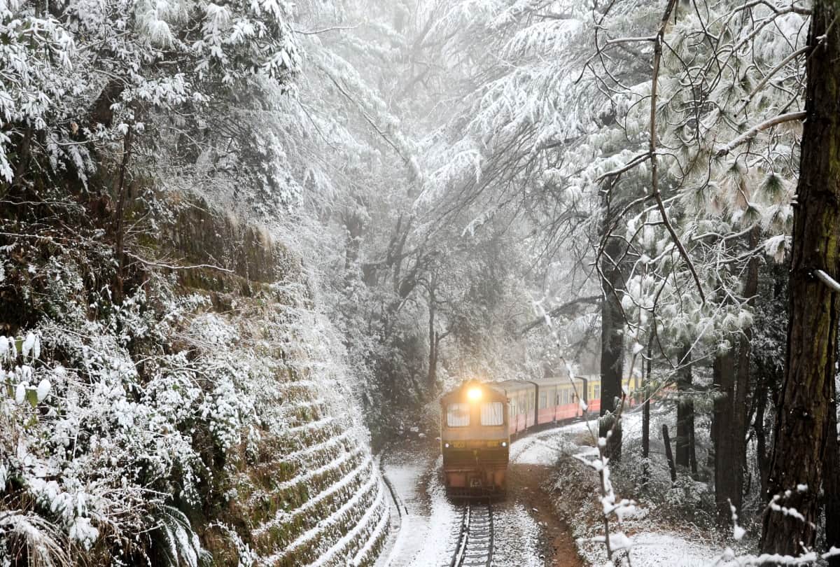 Holiday Special toy train Will Run on Kalka Shimla Railway Track