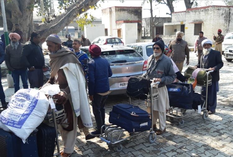 Pakistan stopped samjhauta express train