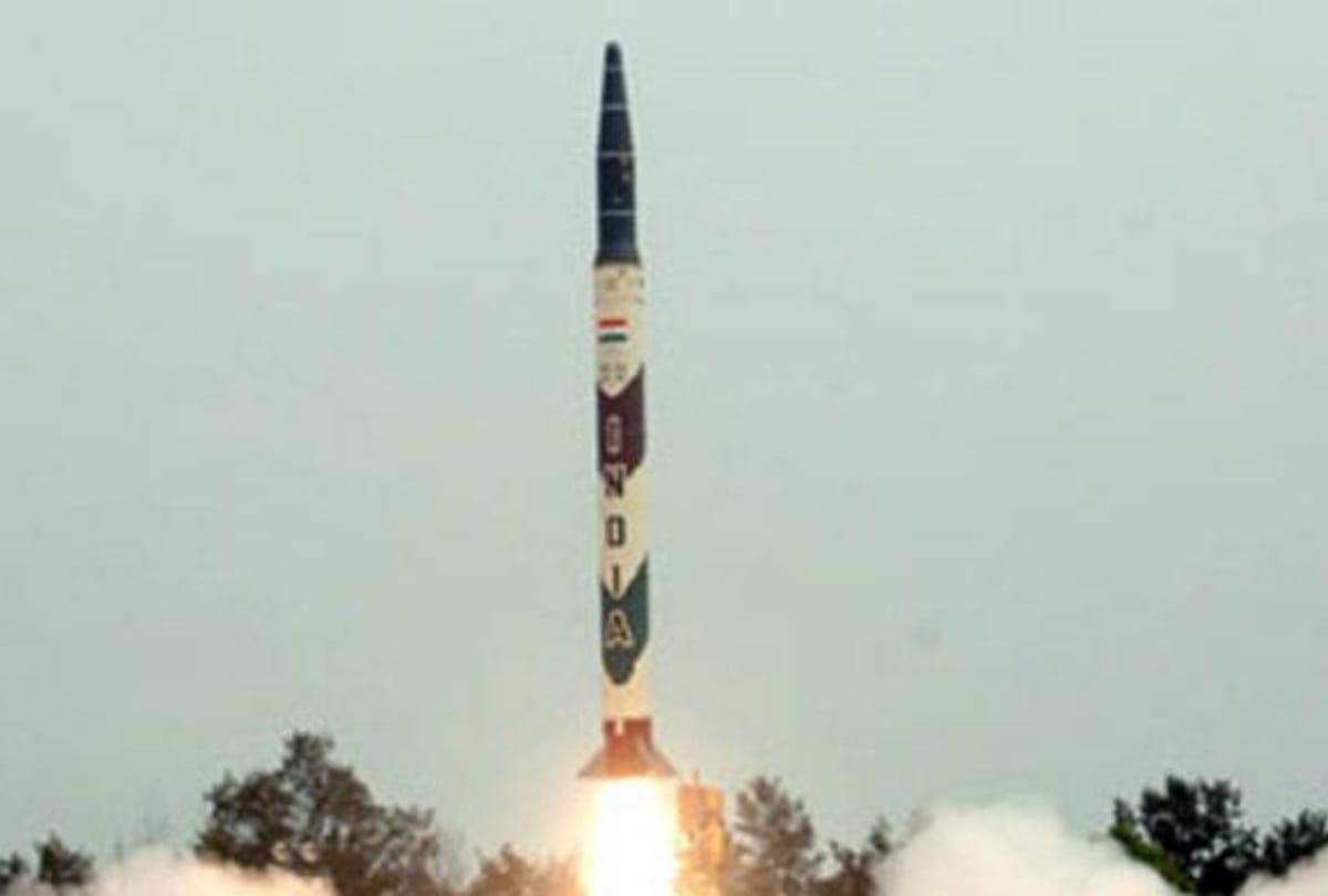 list of indian missiles and their range can fight in any condition