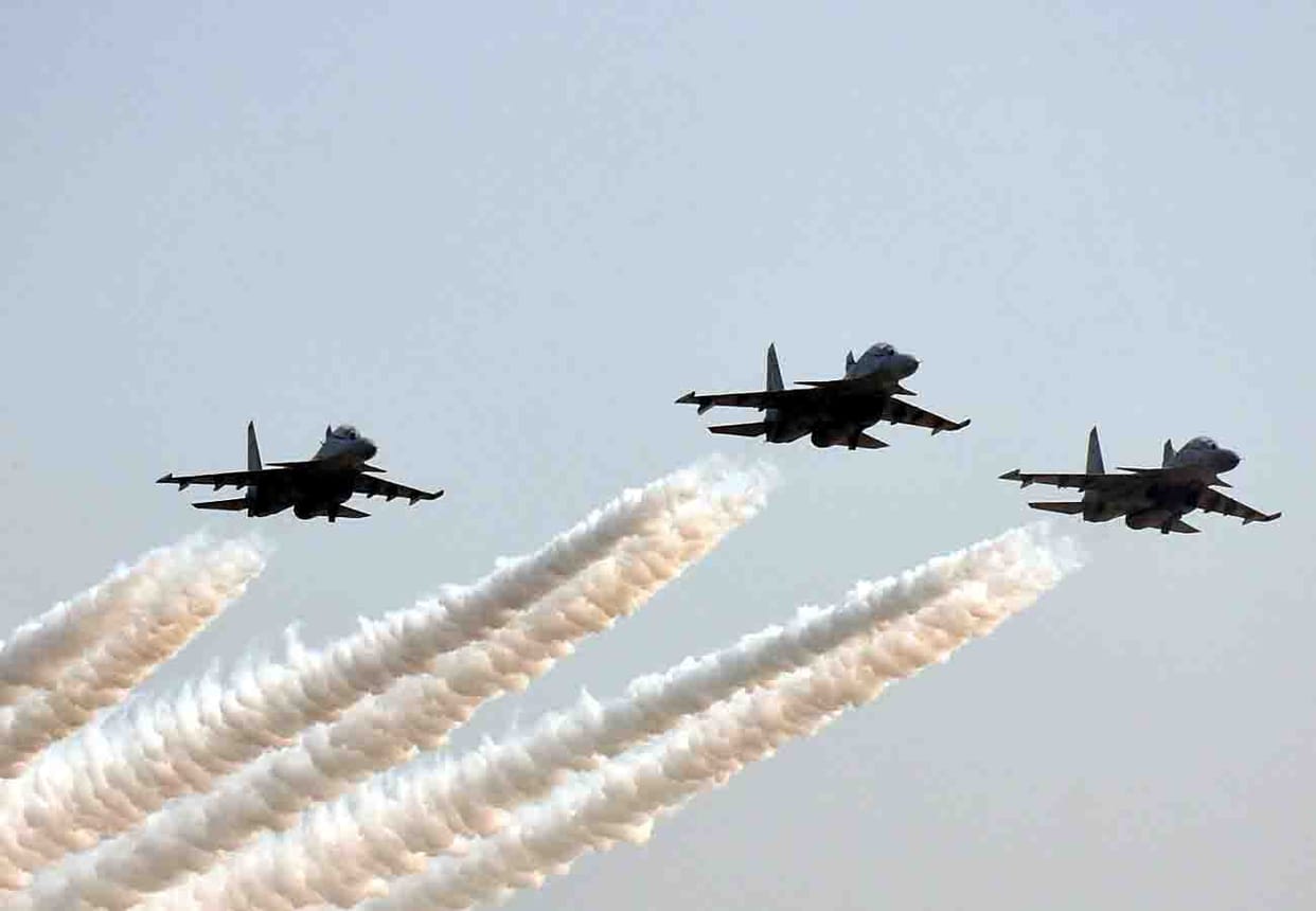 fighter aircraft will land on expressway If needed