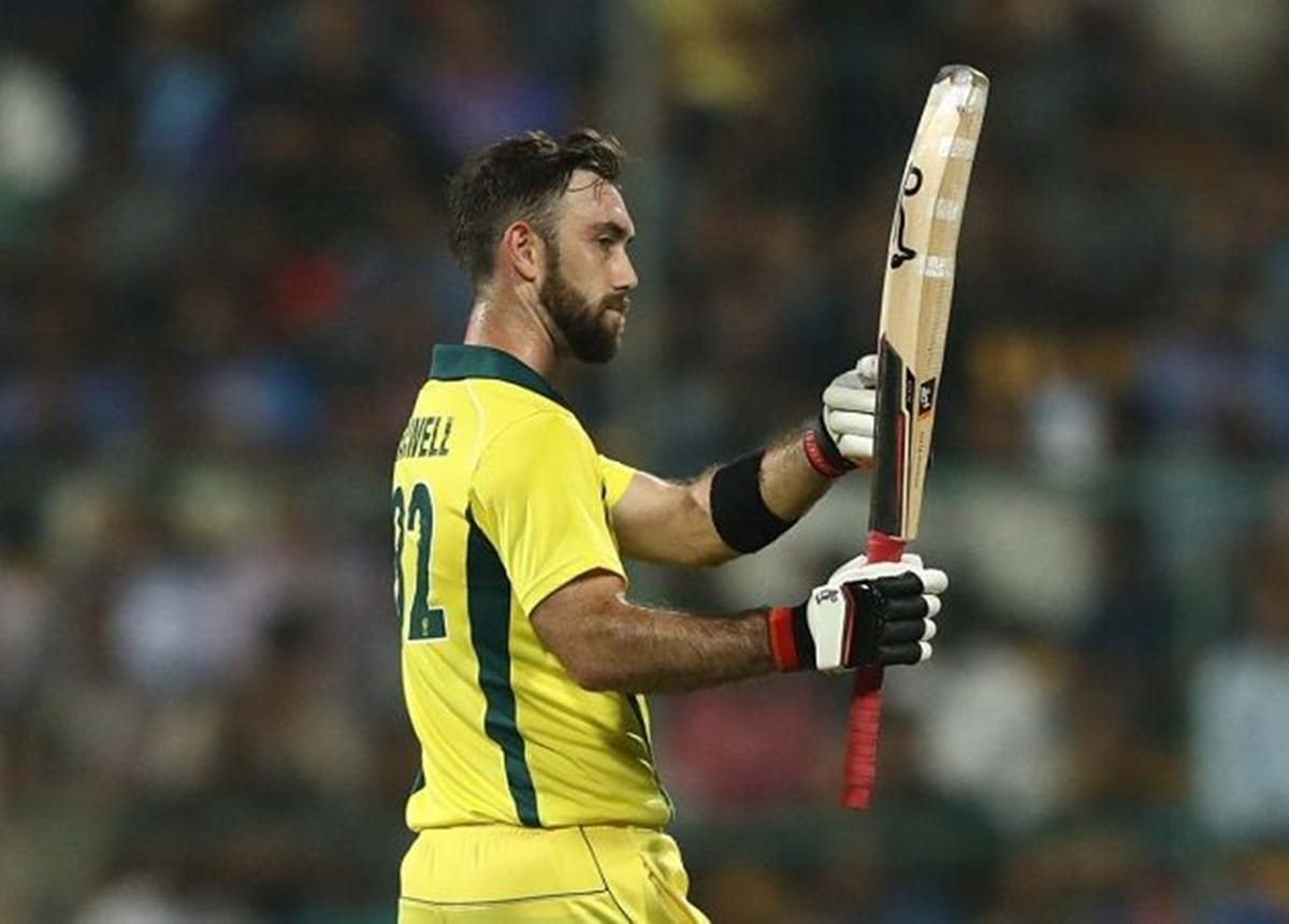 AUS vs IND Ian Chappell asks ICC to ban Glenn Maxwell Switch hitting shot
