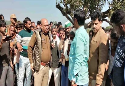 road accident in hardoi, three people died
