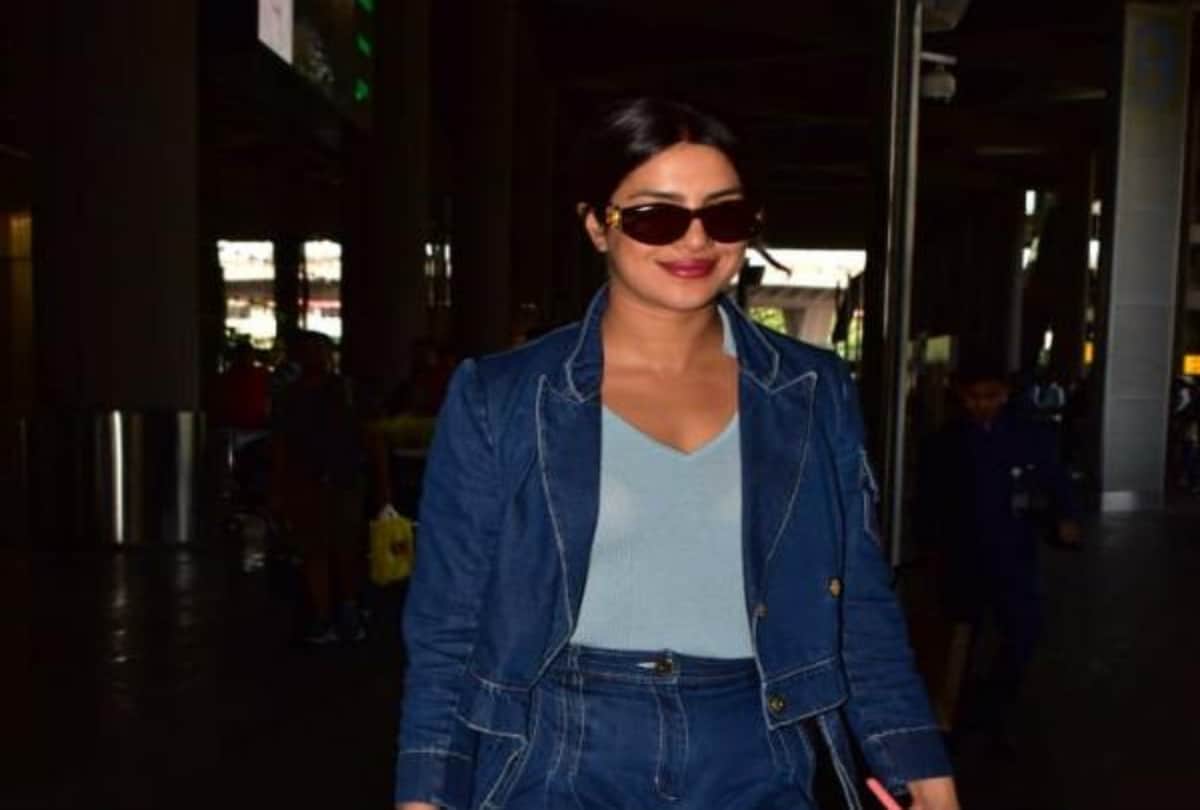 Kareena or Priyanka Chopra who look better in denim