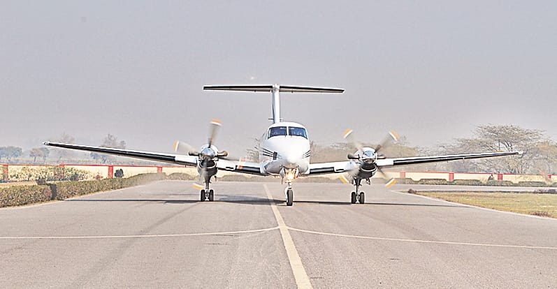 Land hindrance in flight direction