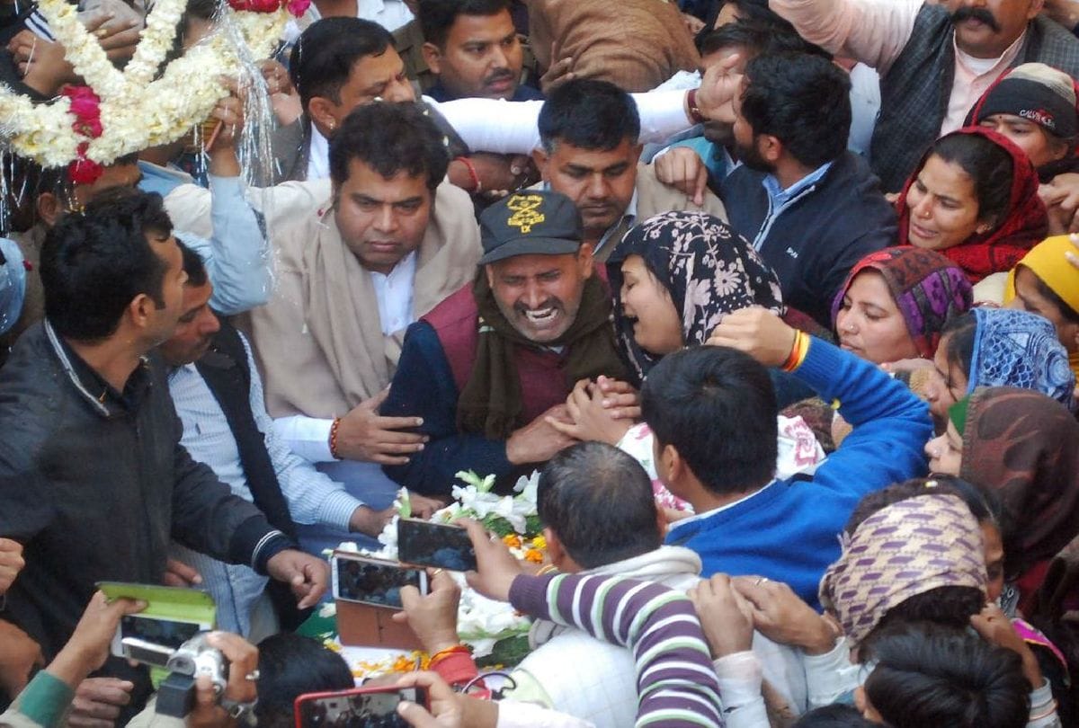 martyr pankaj nauhwar's wife megha in mathura