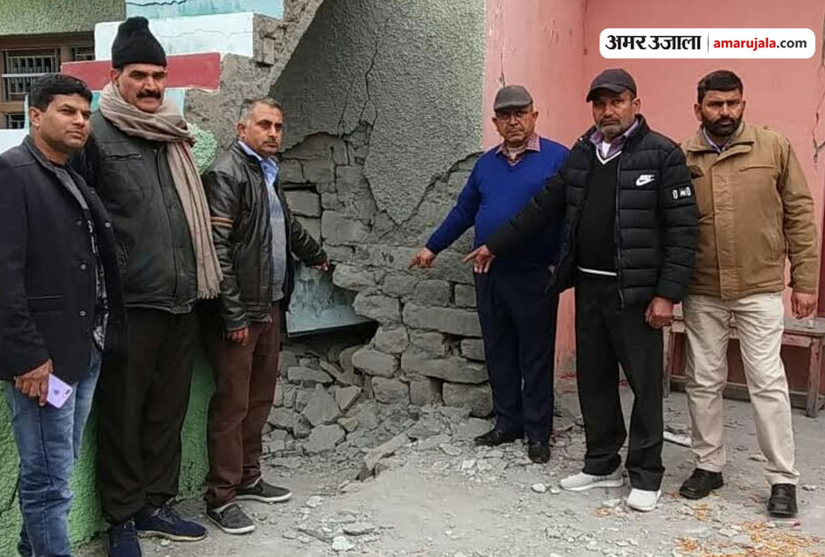 ceasefire violation done by paksitan in jammu kashmir, images of firing and shelling on border