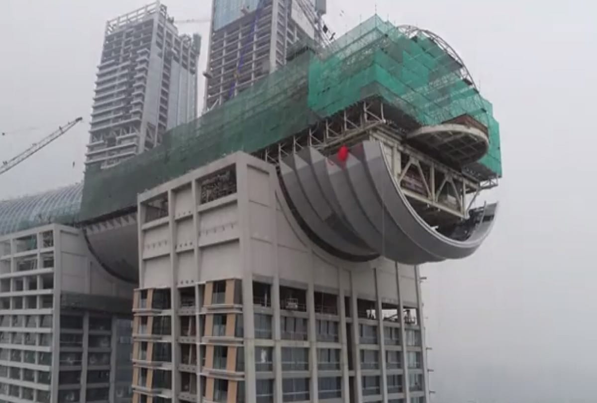 China made worlds first horizontal skyscraper Crystal