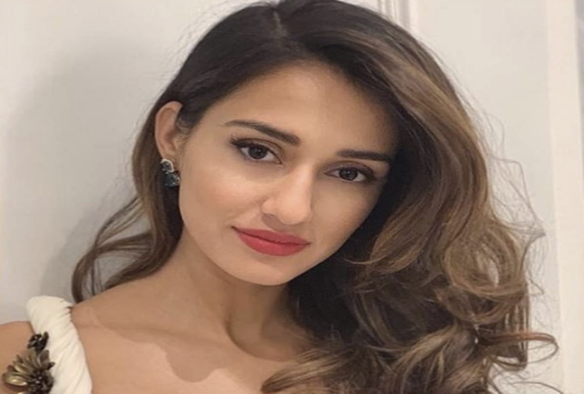 disha patani looking gorgeous in white gown at akash shloka pre wedding party