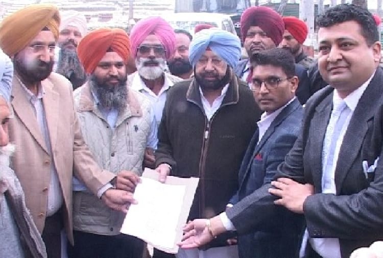 CM Amarinder Singh reached in Dera Baba Nanak