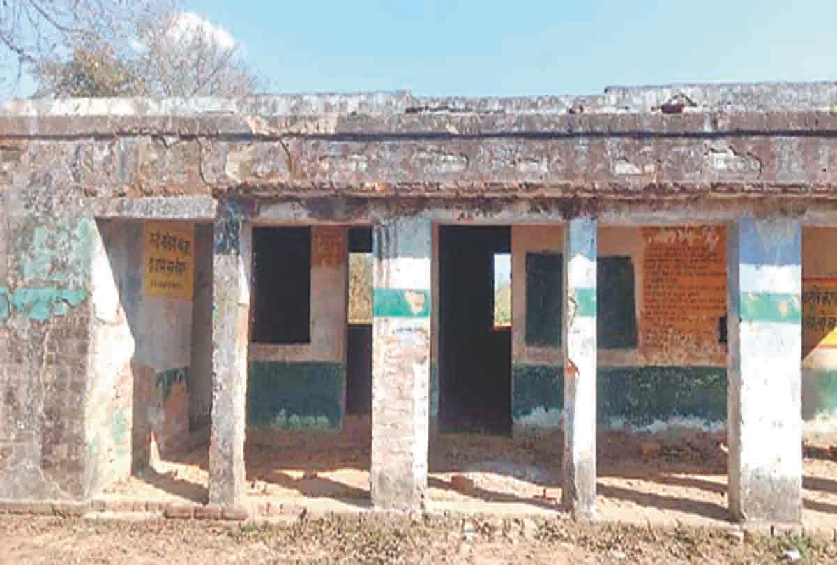 421 children studying in jaggery buildings, keeping children at stake