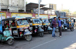taffic improve in kachehri chauraha