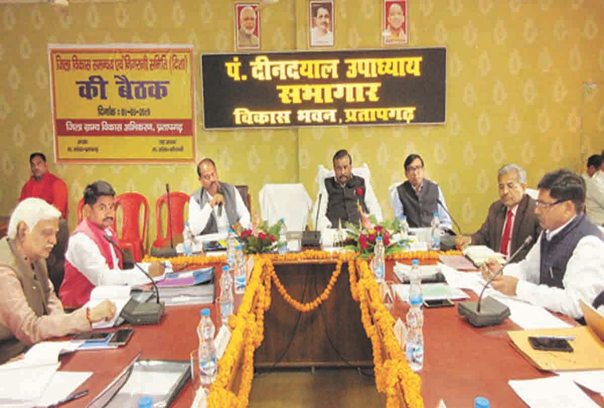 FIR lodged against officers who are careless in toilet construction: MP