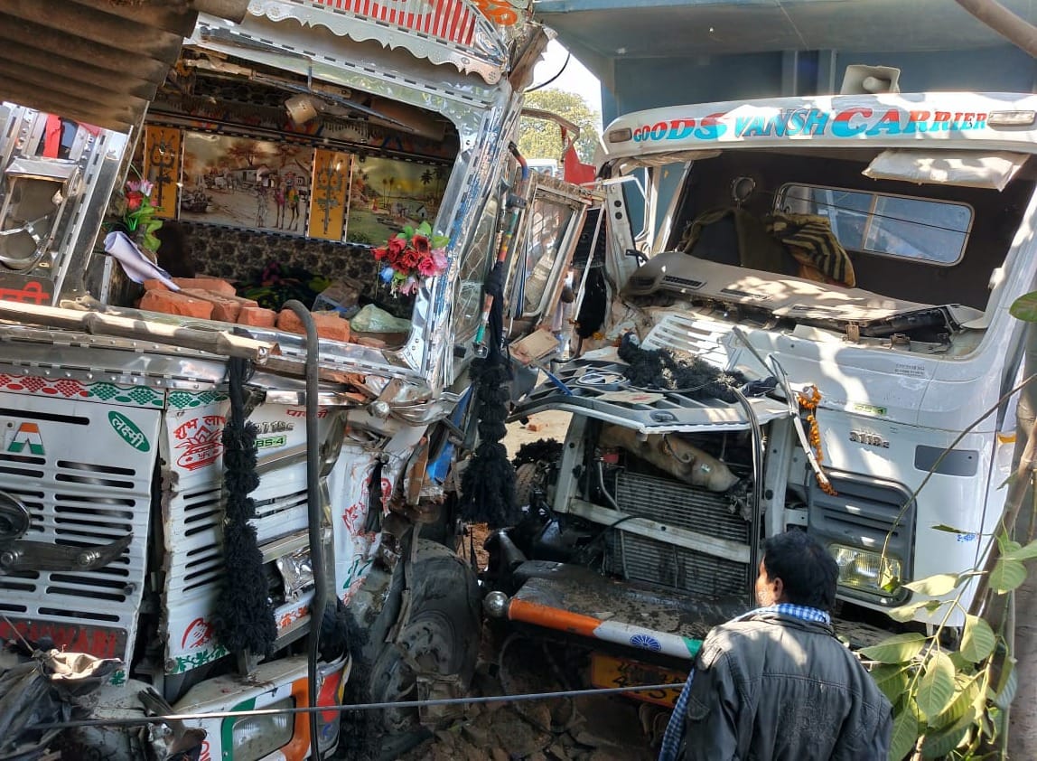 One men died in road accident in mirzapur