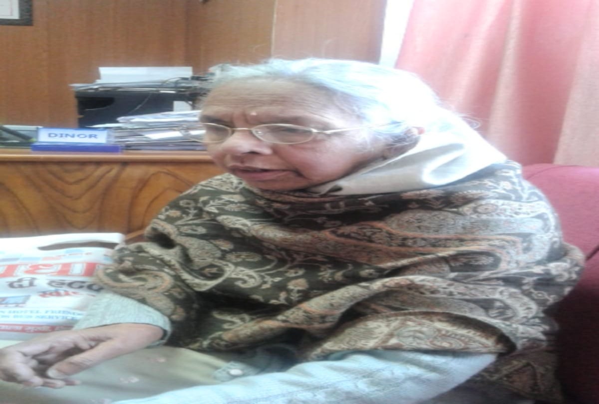 A 83 year old lady patient run here and there all day for medicines in Shimla