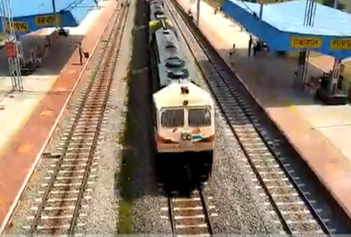 609 trains will be run in Allahabad Region now.